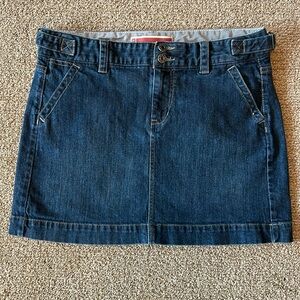 Gap Outlet Y2K Stretch Denim Short Skirt Medium Dark Wash 5 Pocket Sz 8 EUC